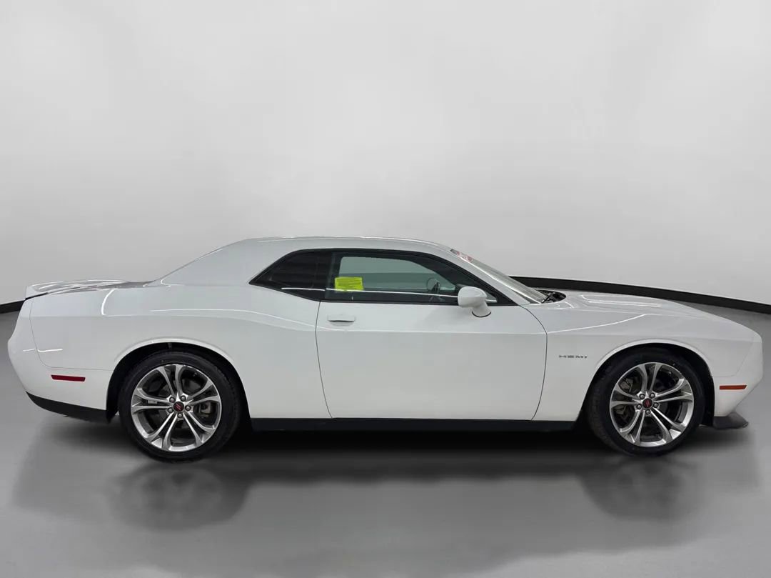 Used 2022 Dodge Challenger R/T image 11