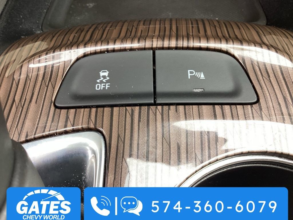 Used 2024 Chevrolet Malibu LT image 31