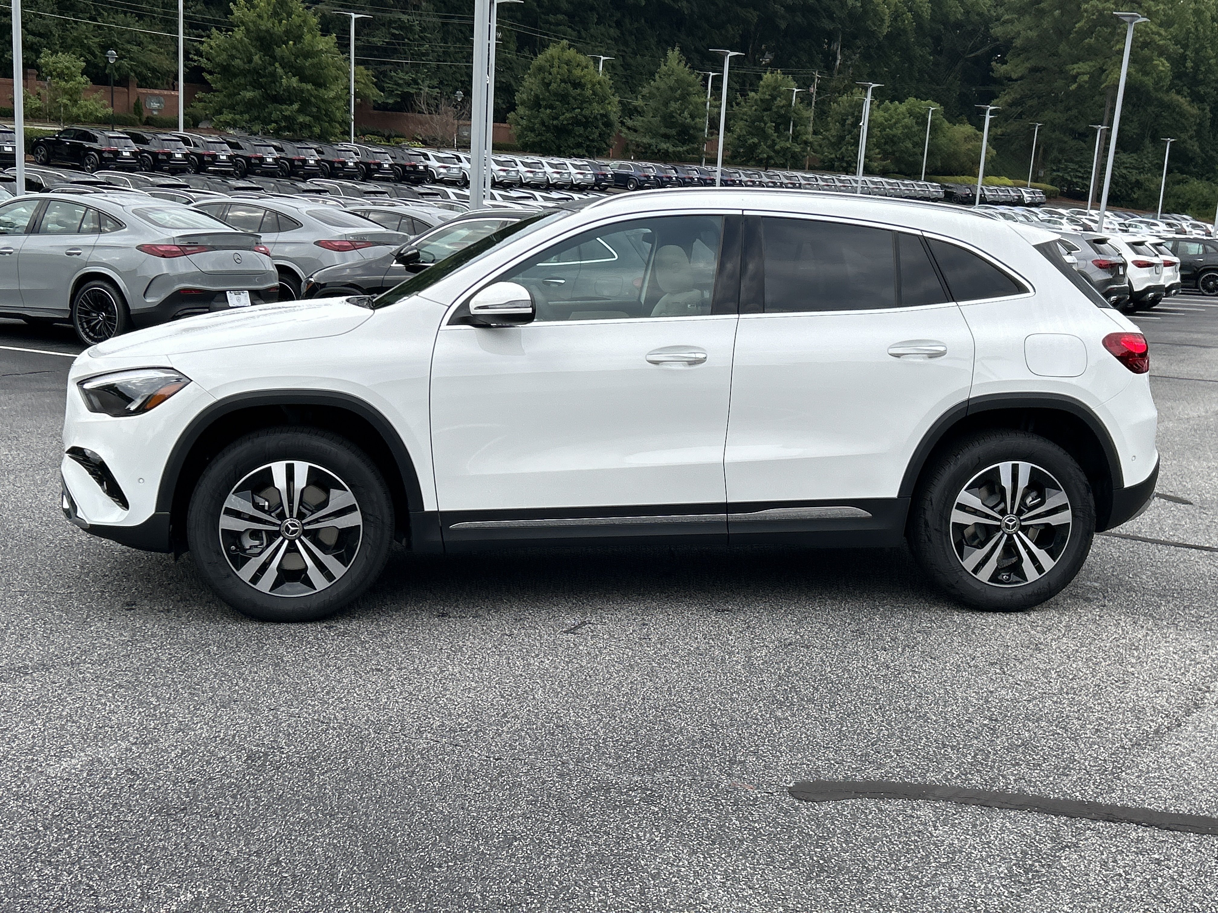 New 2026 Mercedes-Benz GLA 250 image 12