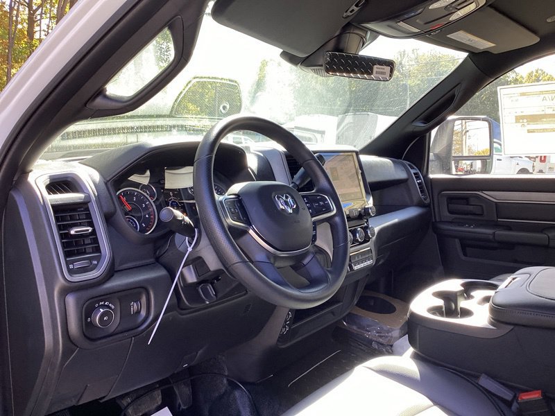 New 2026 RAM 5500 Tradesman w/ Chrome Appearance Group AWD/4WD image 21