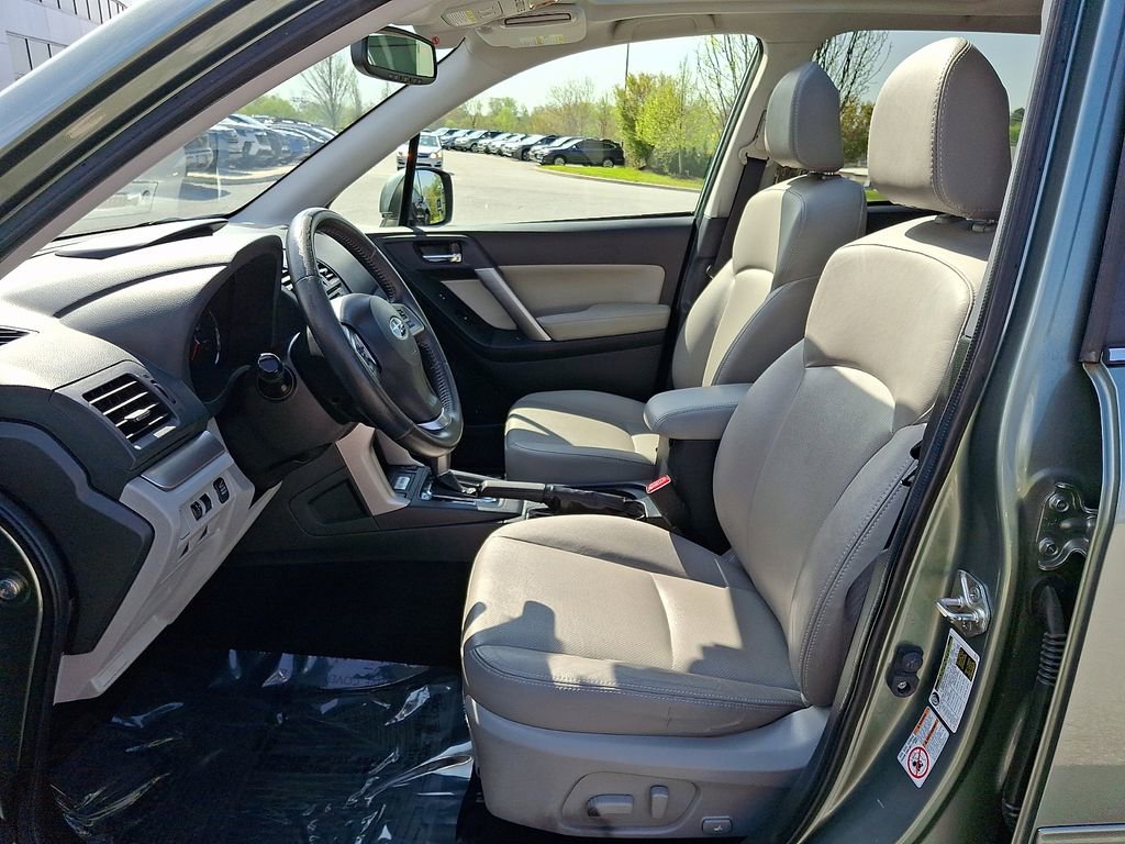Used 2015 Subaru Forester 2.5i Touring w/ Eyesight & Navigation System image 13