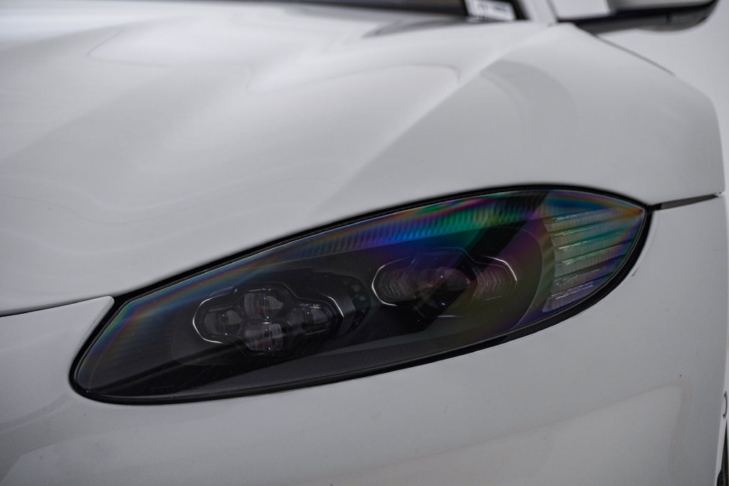 Used 2019 Aston Martin V8 Vantage Coupe RWD image 6