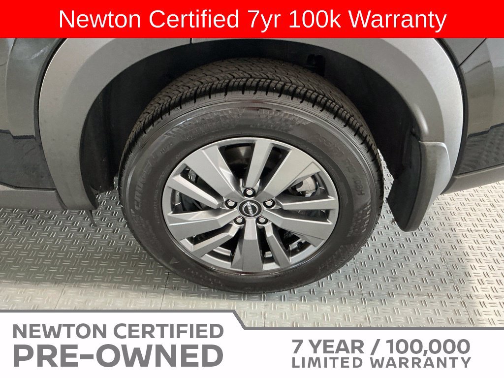 Used 2025 Nissan Pathfinder SV FWD image 44