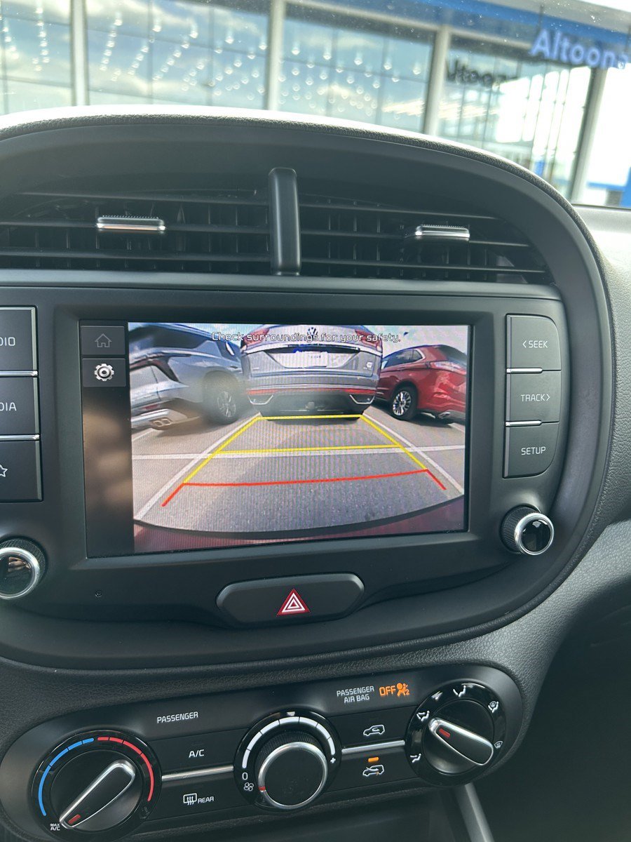 Used 2024 Kia Soul LX w/ Option Group 015 FWD image 25