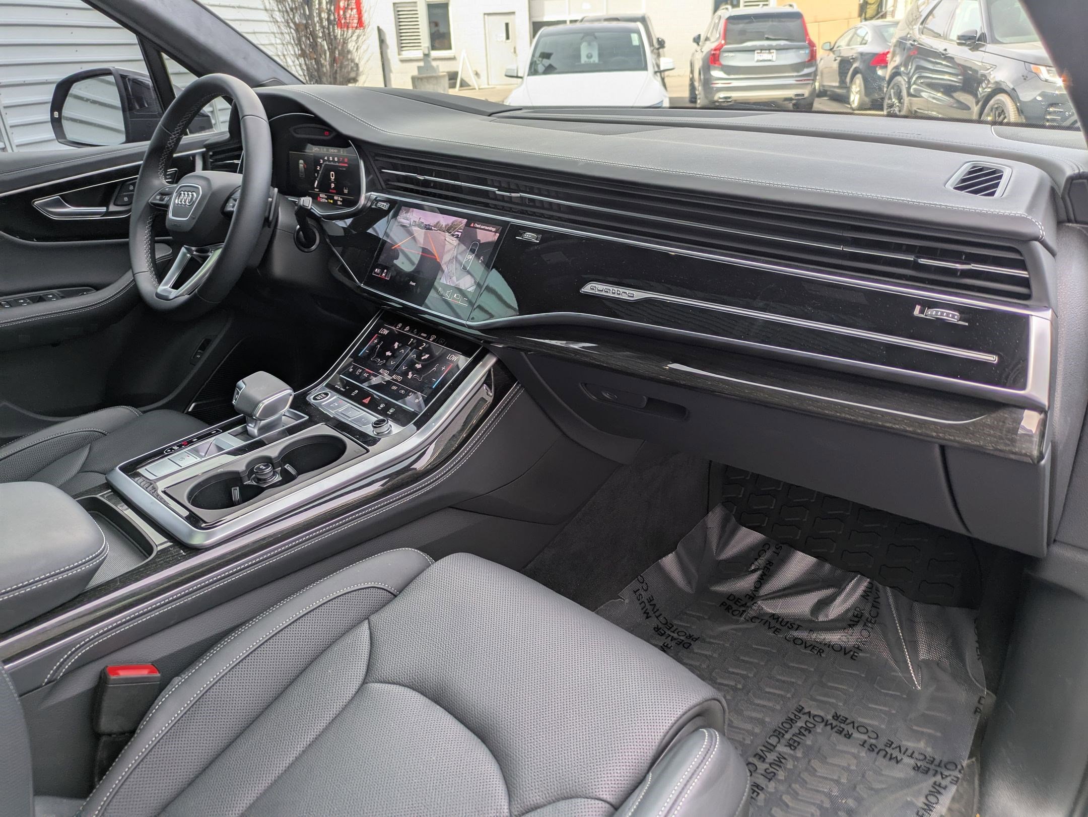 Used 2025 Audi Q7 3.0T Prestige AWD/4WD image 31