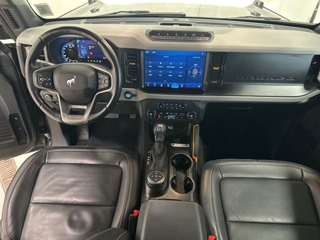 Used 2023 Ford Bronco Badlands image 9