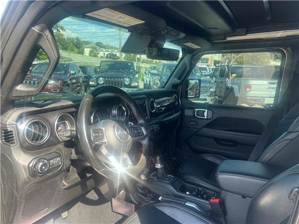 Used 2021 Jeep Wrangler Unlimited Rubicon w/ Trailer Tow Package AWD/4WD image 31