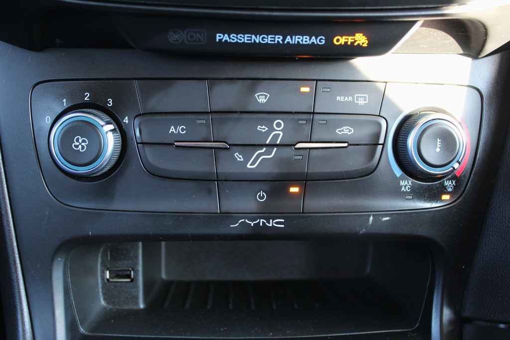 Used 2018 Ford Focus SE image 22