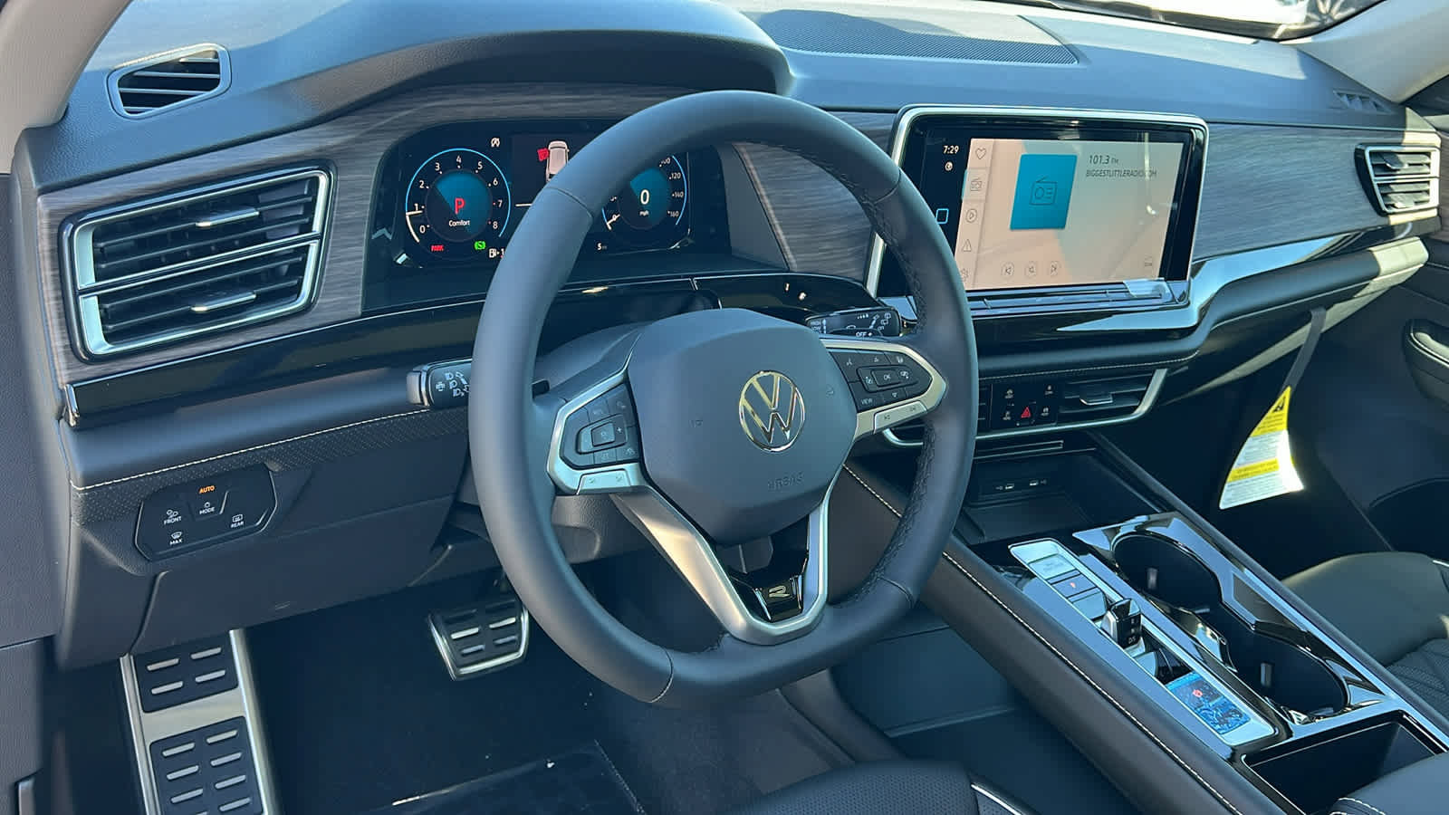 New 2026 Volkswagen Atlas SEL Premium R-Line image 10