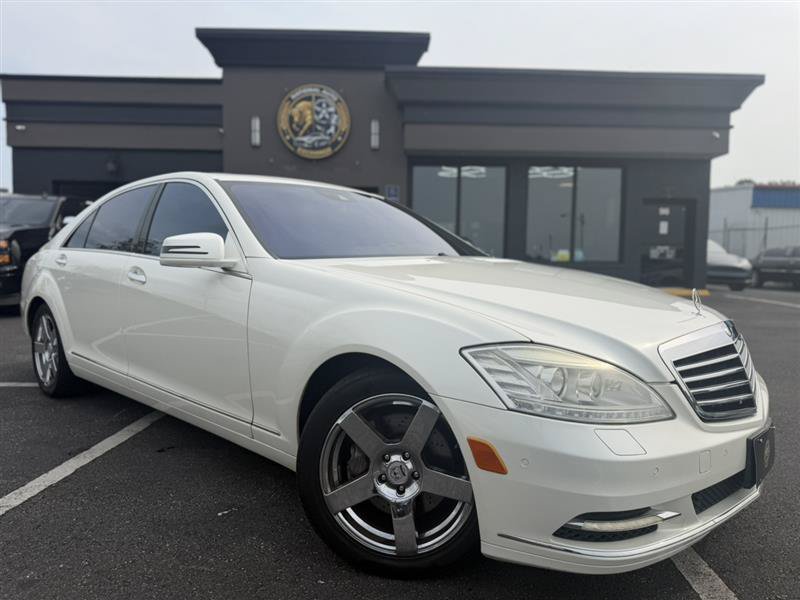 Used 2010 Mercedes-Benz S 550 image 8