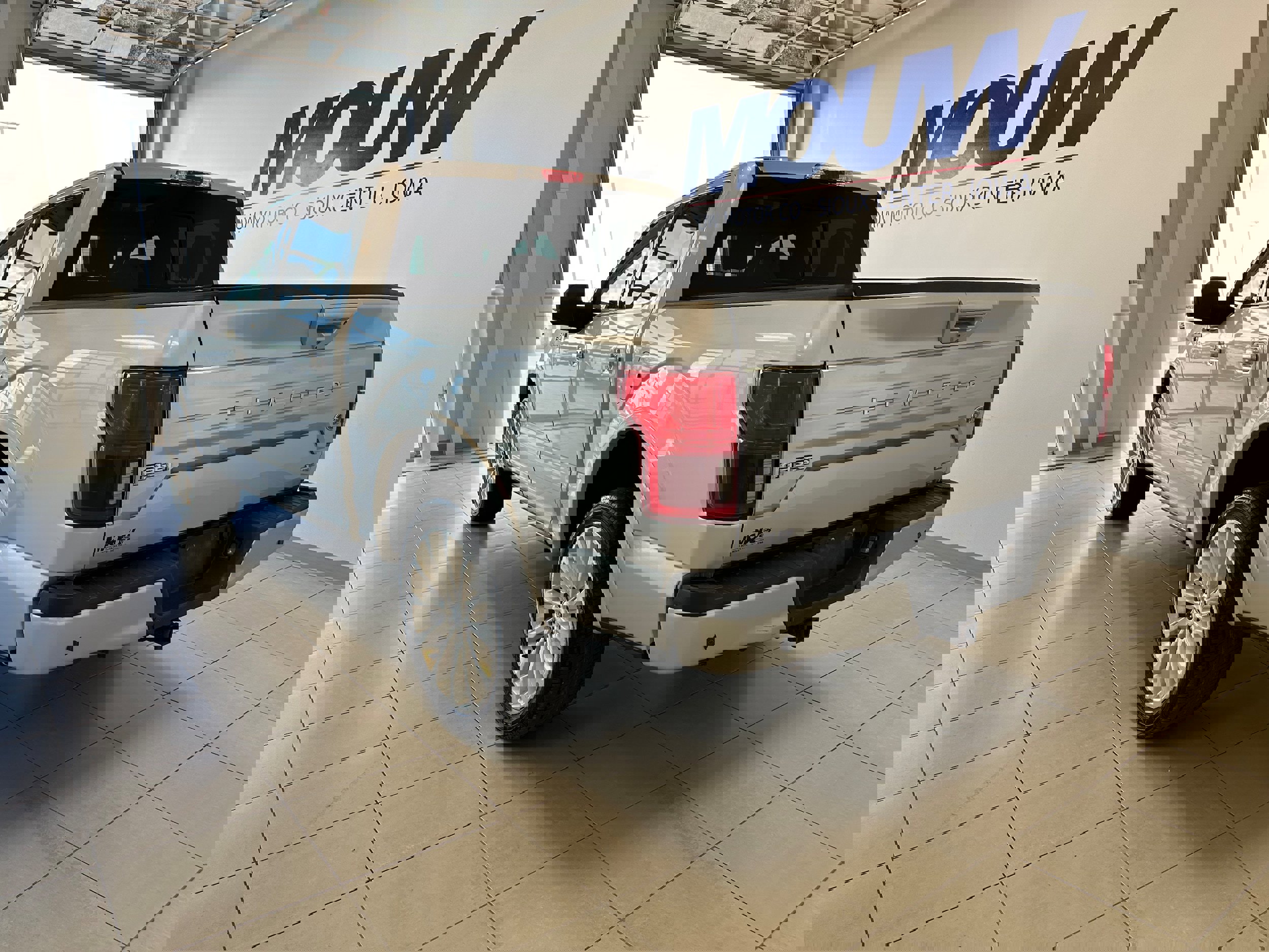 Used 2018 Ford F150 Limited w/ Trailer Tow Package image 6