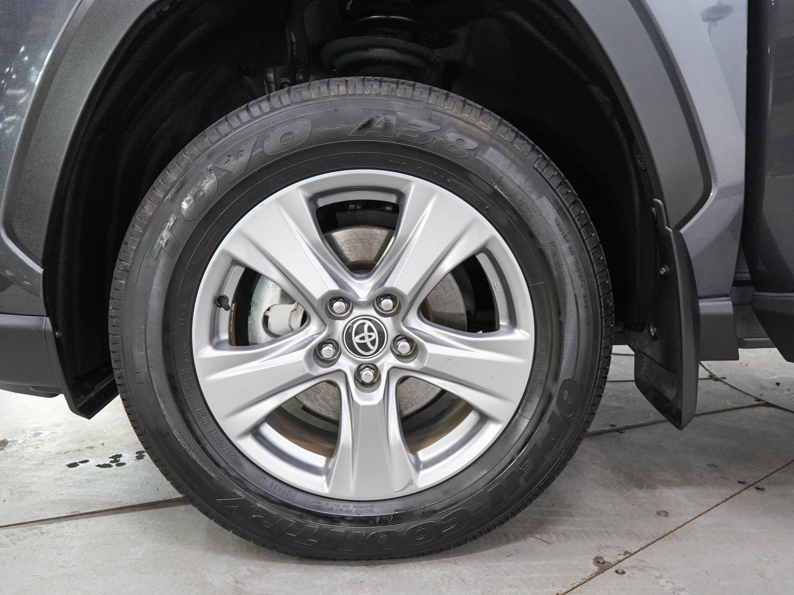 Used 2023 Toyota RAV4 XLE w/ Convenience Package AWD/4WD image 29