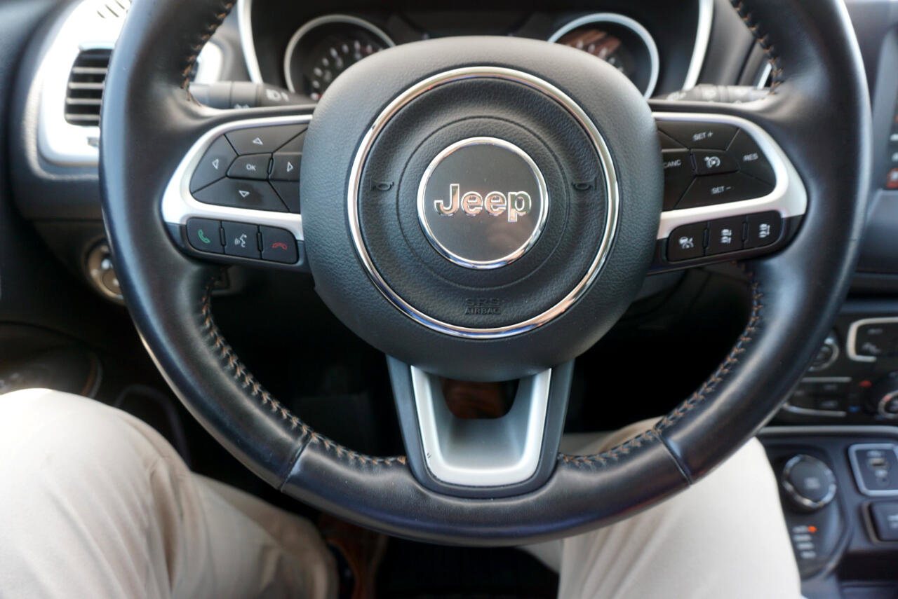 Used 2020 Jeep Compass Latitude image 18
