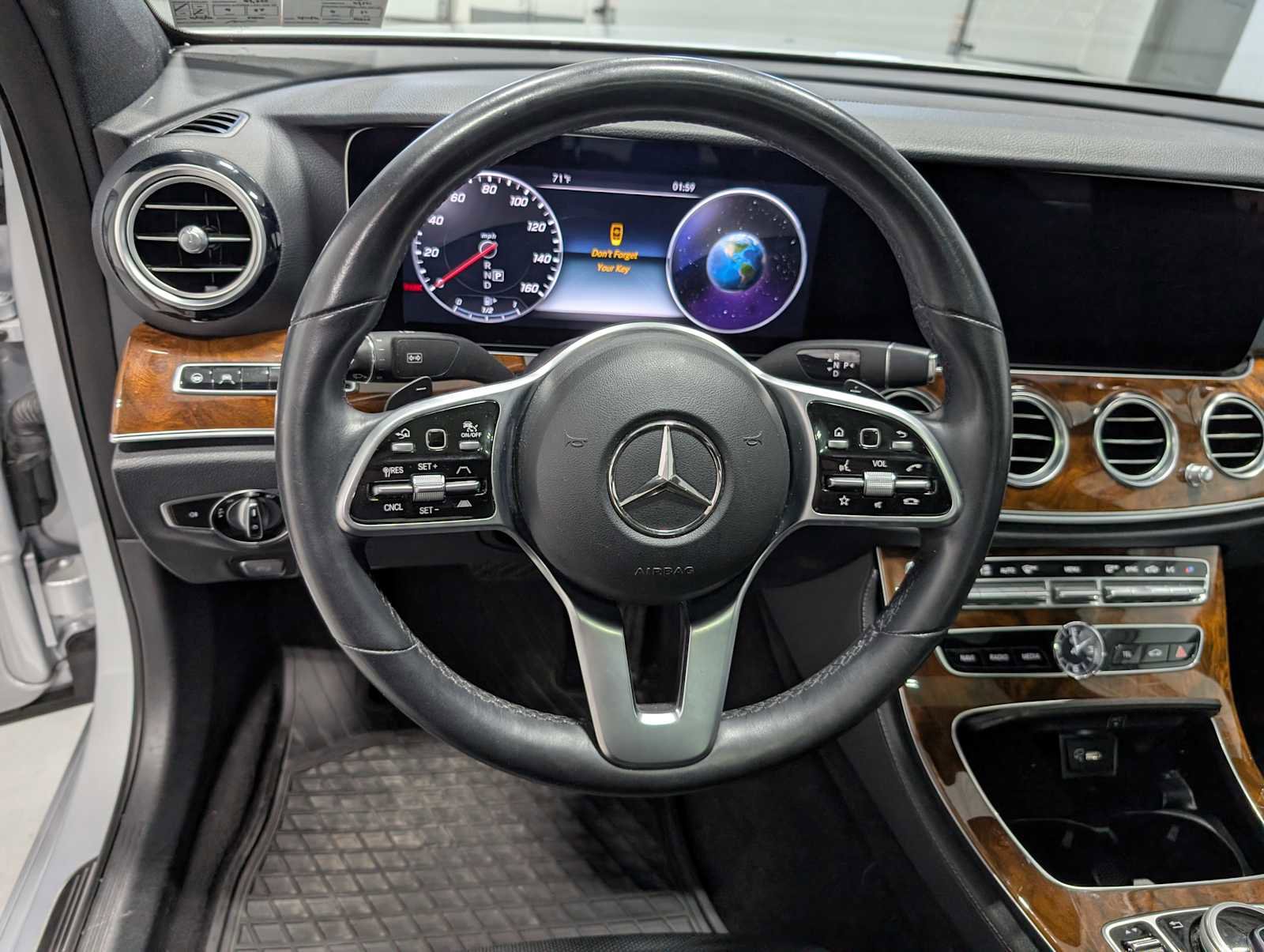 Certified 2020 Mercedes-Benz E 350 4MATIC Sedan image 36