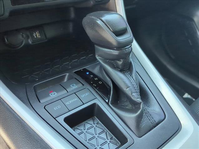 Certified 2024 Toyota RAV4 LE FWD image 24