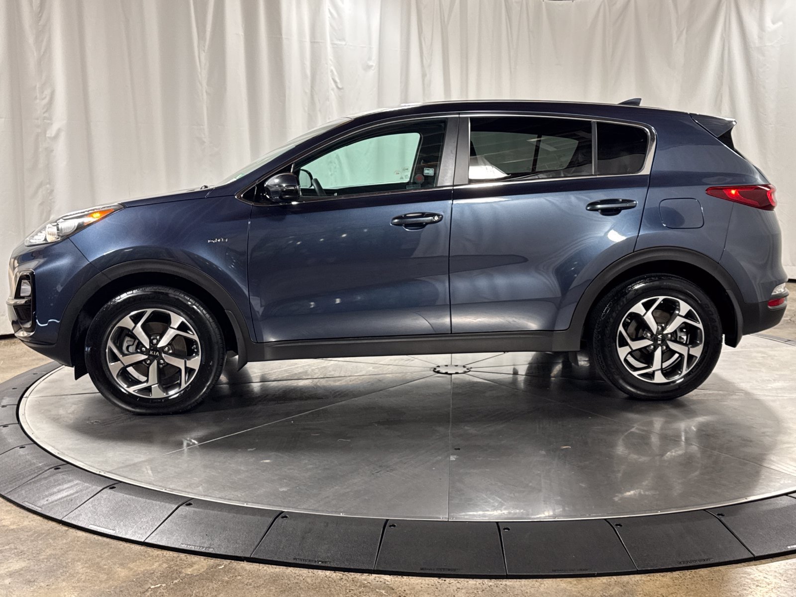 Certified 2021 Kia Sportage LX w/ LX AWD Popular Package image 8