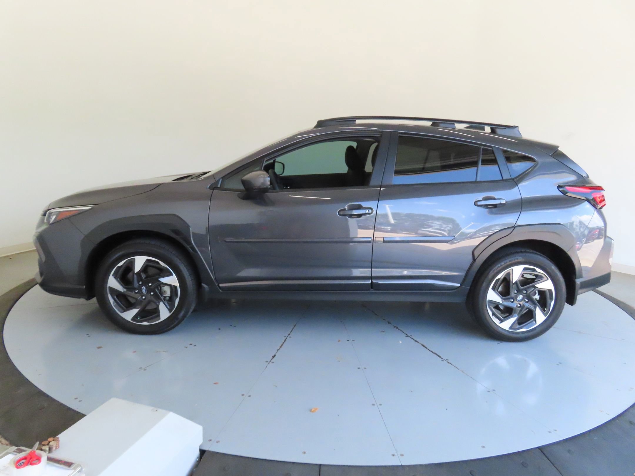 Used 2025 Subaru Crosstrek 2.5i Limited w/ Crosstrek Mirror Package AWD/4WD image 6
