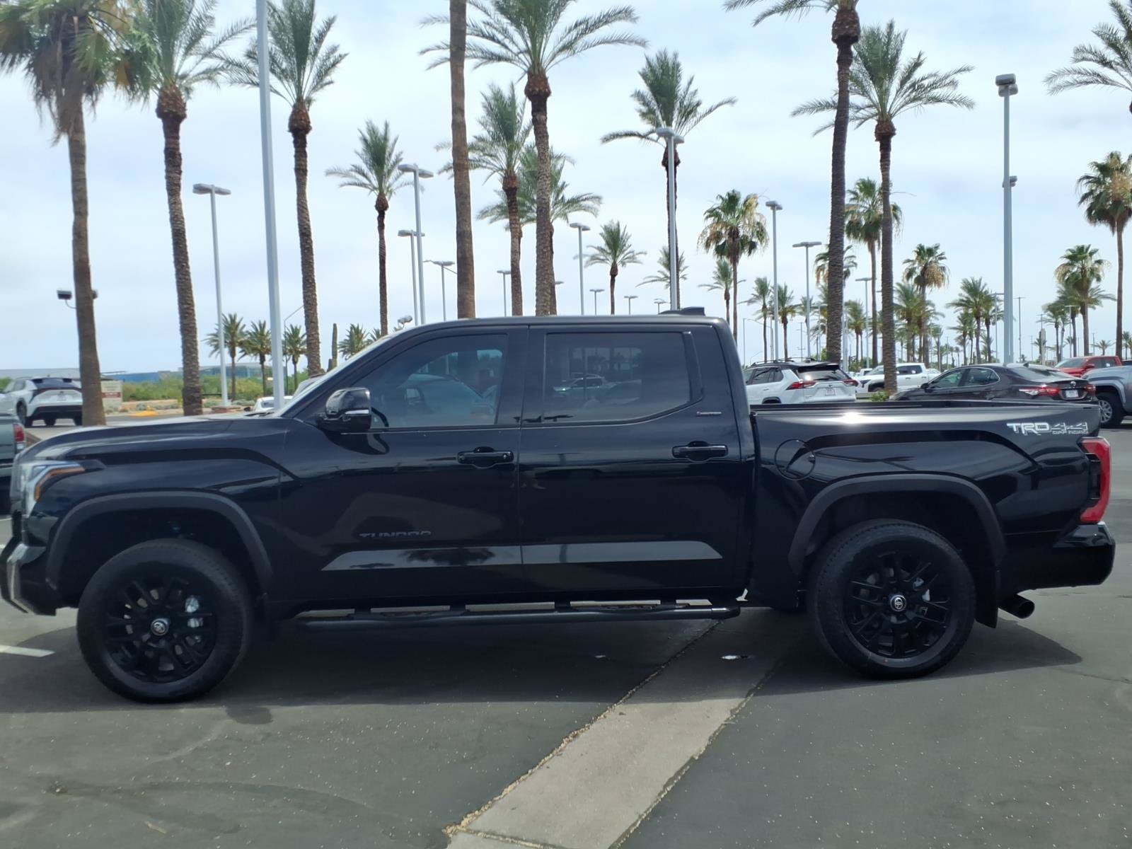 Certified 2025 Toyota Tundra Limited w/ TRD Off-Road Package AWD/4WD image 7