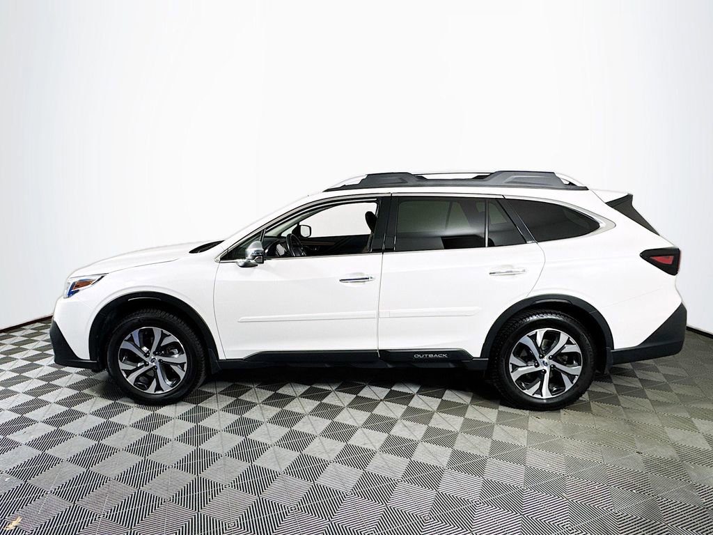Used 2020 Subaru Outback Touring w/ Popular Package #2 image 4