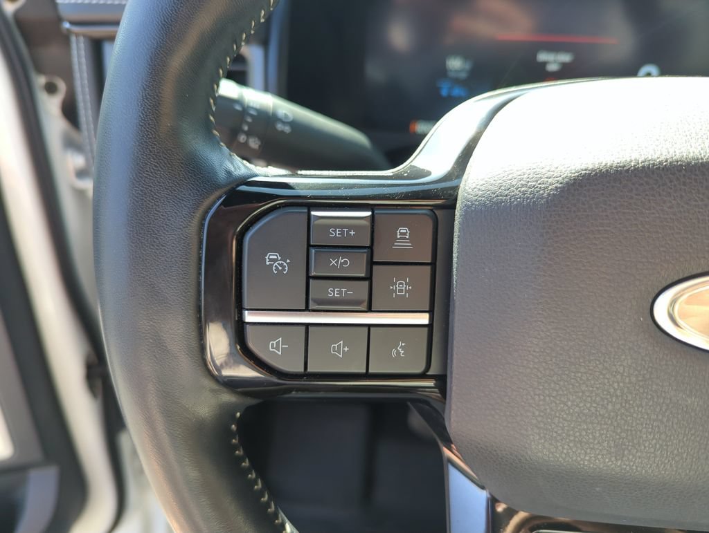 Used 2023 Ford F150 Lightning Platinum AWD/4WD image 21