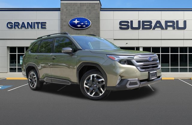 Used 2025 Subaru Forester Limited AWD/4WD image 4