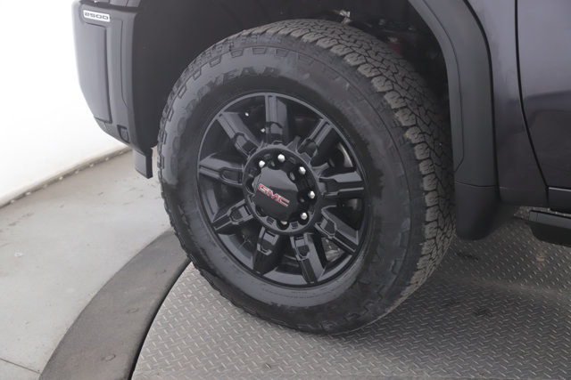 Used 2026 GMC Sierra 2500 AT4 w/ Technology Package AWD/4WD image 13