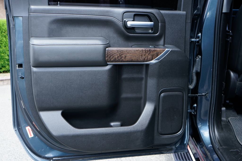 Used 2020 GMC Sierra 2500 Denali w/ Denali Ultimate Package image 39