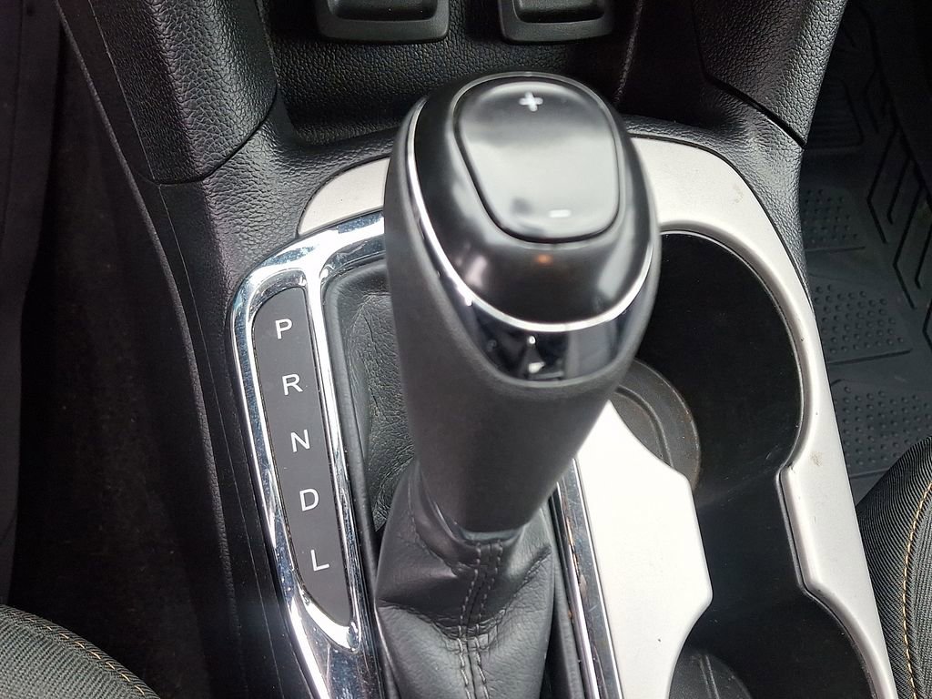 Used 2018 Chevrolet Cruze LS image 14