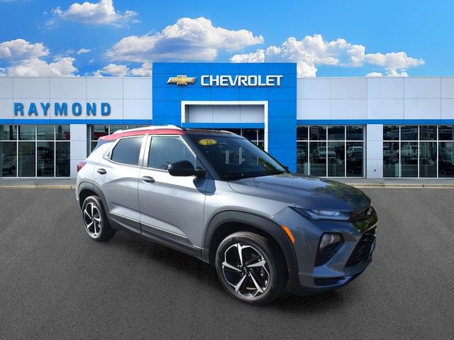Certified 2022 Chevrolet TrailBlazer RS w/ Technology Package AWD/4WD image 11