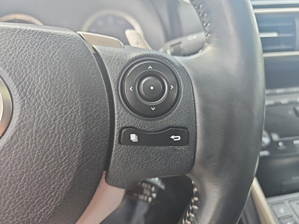 Used 2014 Lexus IS 250 AWD w/ Navigation Package image 31