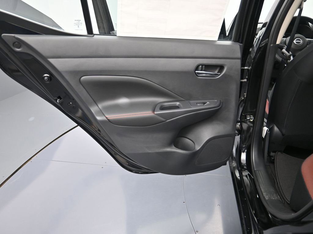 New 2025 Nissan Versa SR w/ Trunk Package FWD image 21