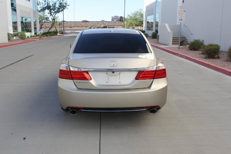 Used 2015 Honda Accord EX-L image 6