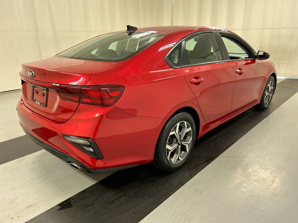 Used 2019 Kia Forte LXS image 2