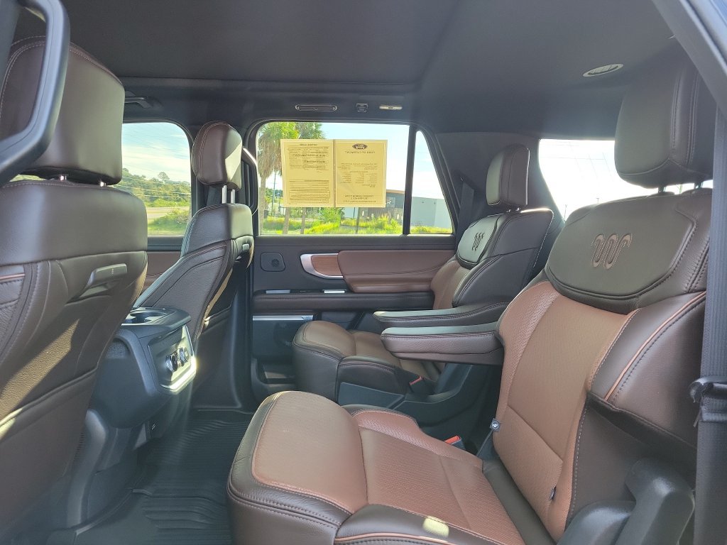 Used 2025 Ford Expedition Max King Ranch AWD/4WD image 9