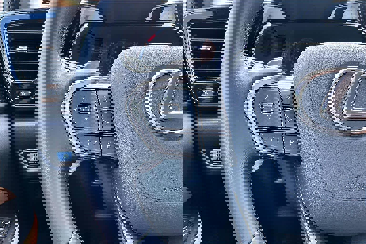 Used 2025 Lexus NX 250 FWD w/ Accessory Package (Z1) image 24