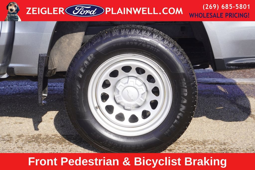 Used 2024 Chevrolet Colorado W/T image 9