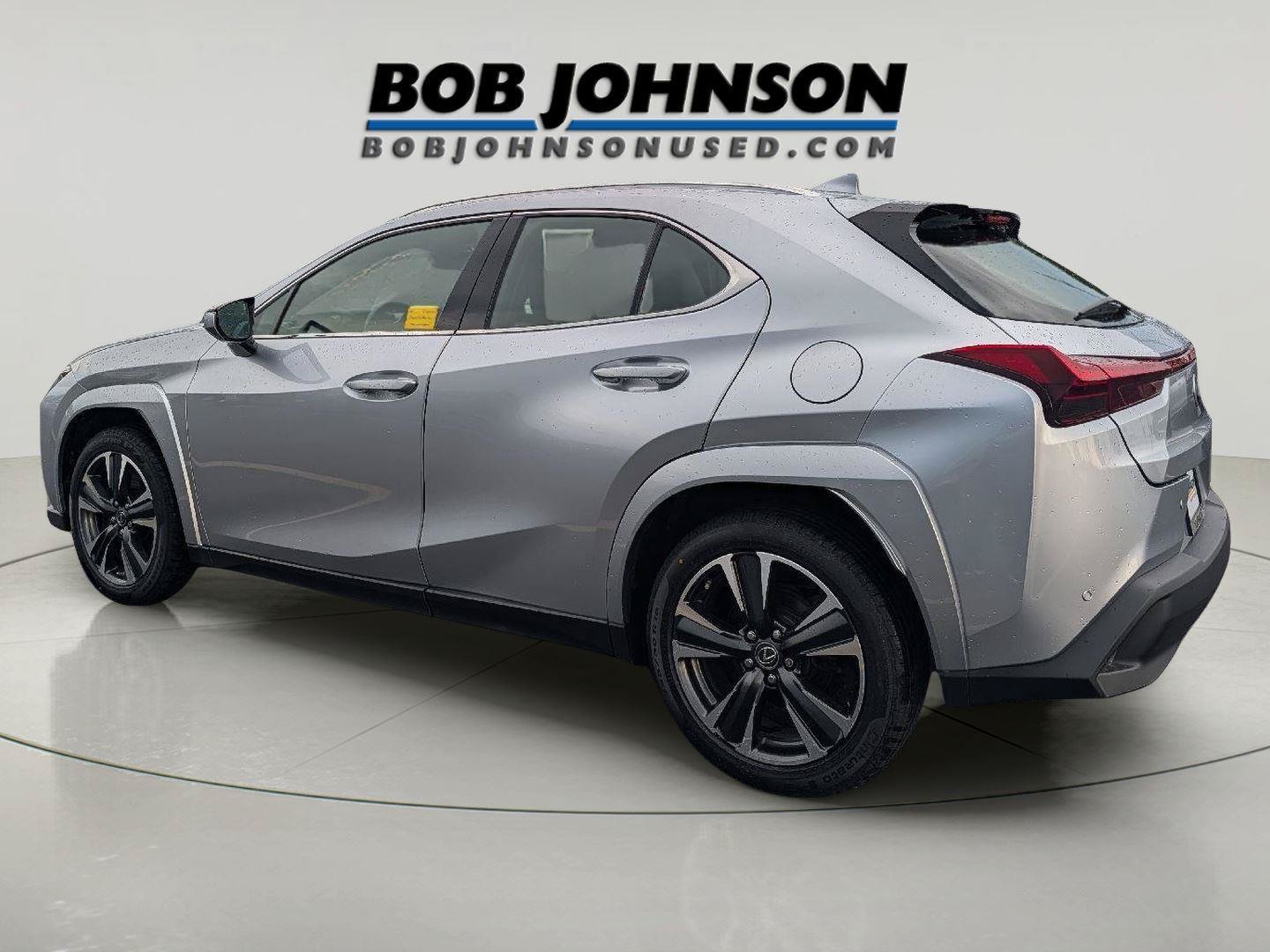 Used 2023 Lexus UX 250h AWD w/ Premium Package image 4