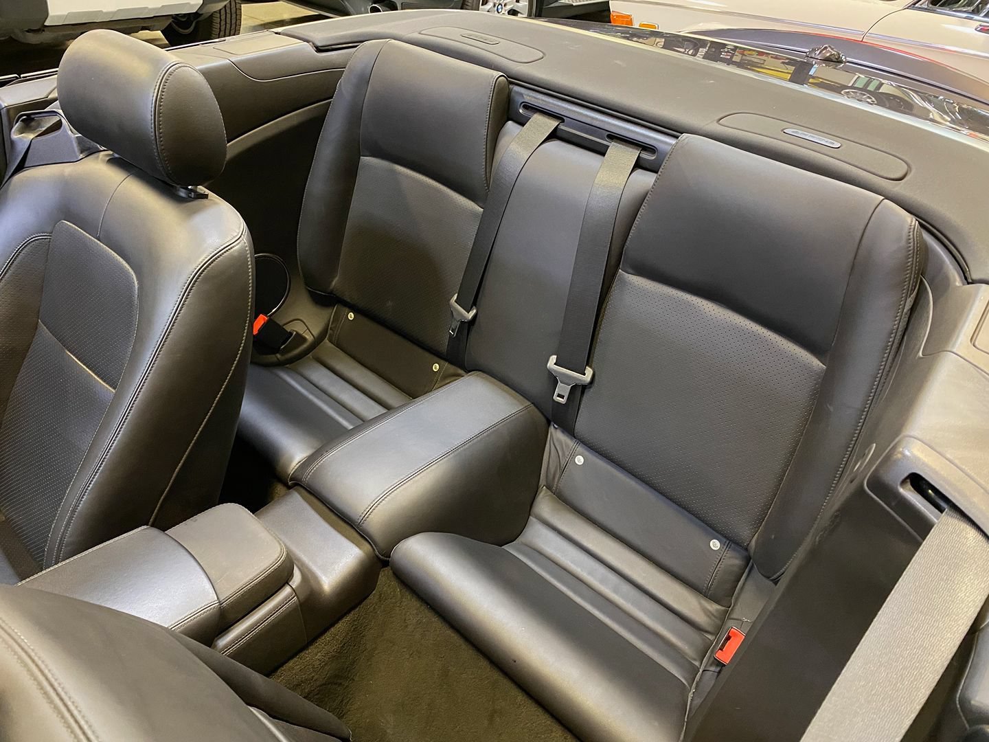 Used 2008 Jaguar XKR R RWD image 25