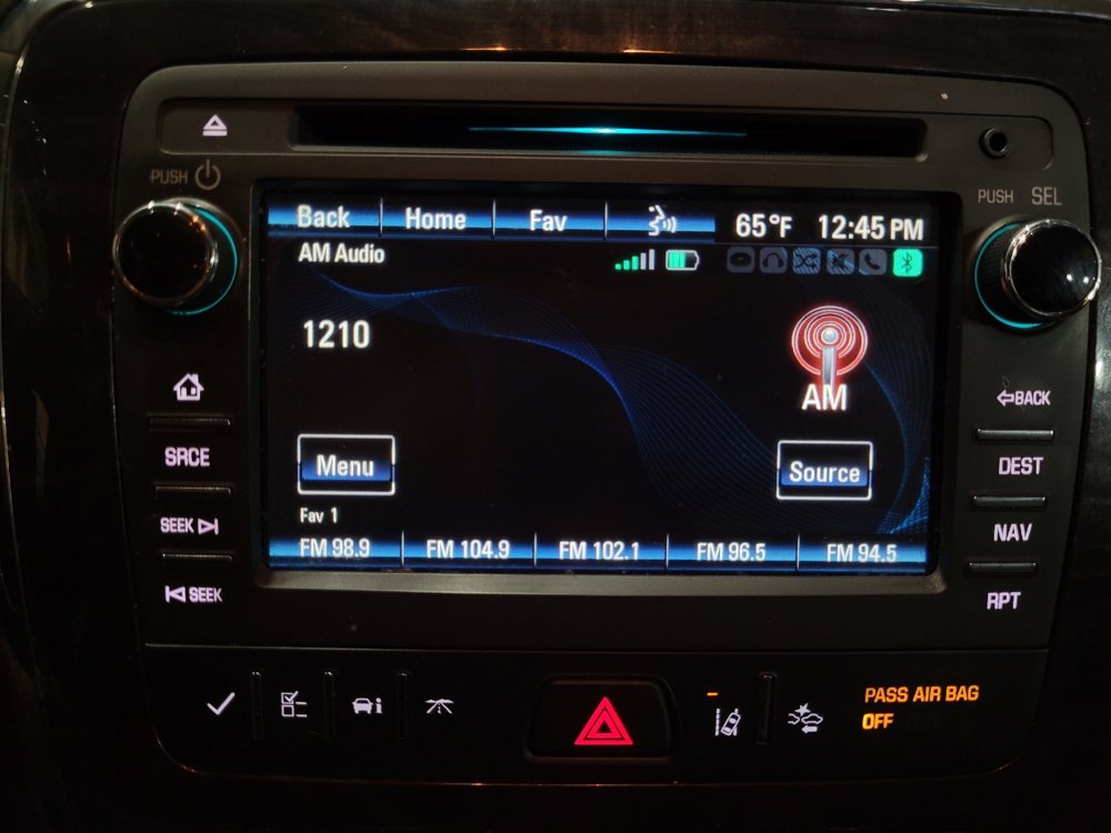 Used 2017 Buick Enclave Premium w/ Experience Buick Package AWD/4WD image 25