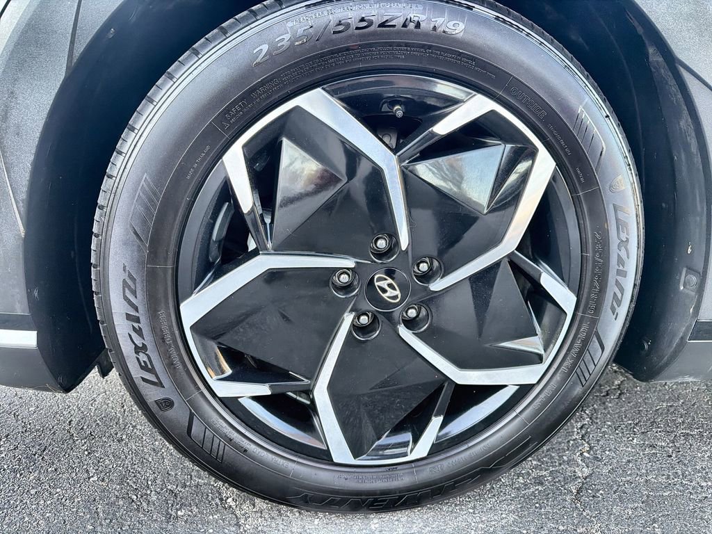 Used 2022 Hyundai Ioniq 5 SE w/ Cargo Package image 18