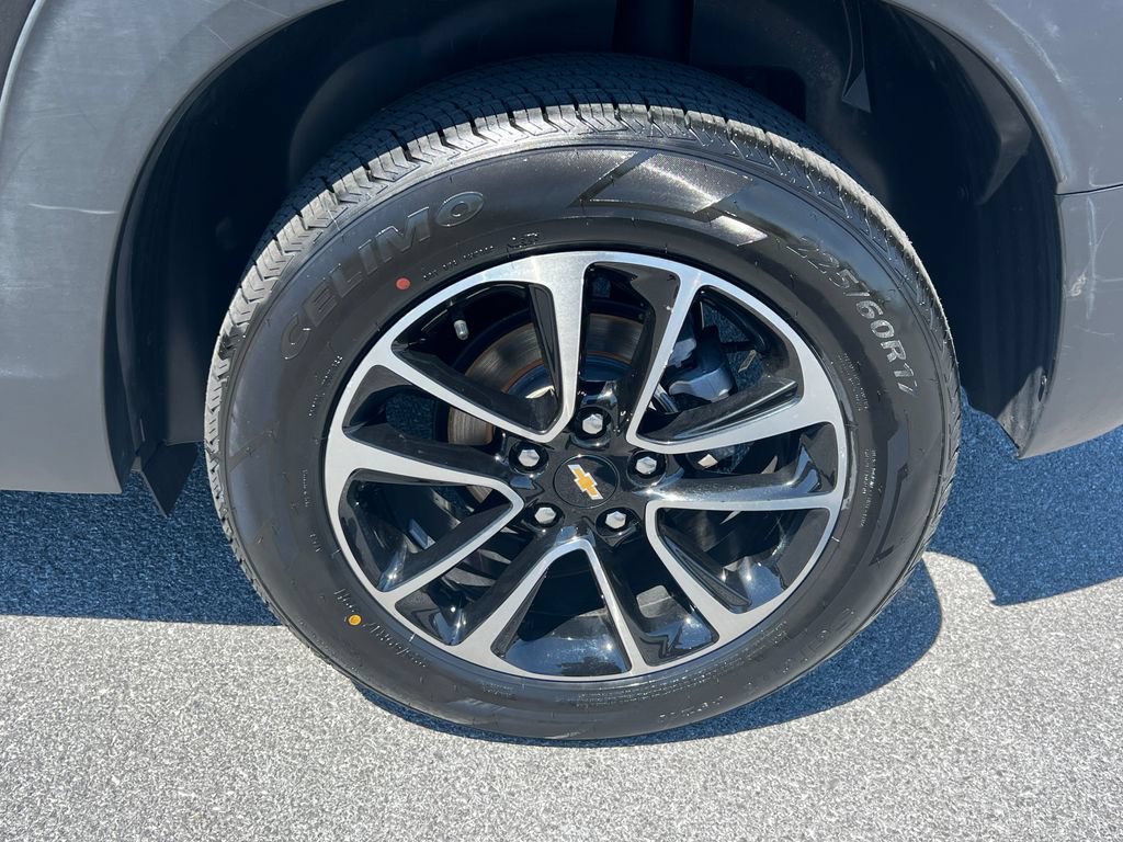 Used 2025 Chevrolet TrailBlazer LT AWD/4WD image 13
