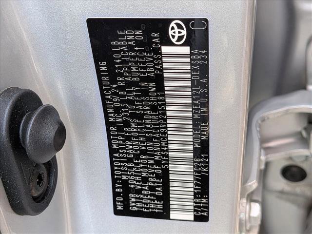 Used 2024 Toyota Corolla SE image 23