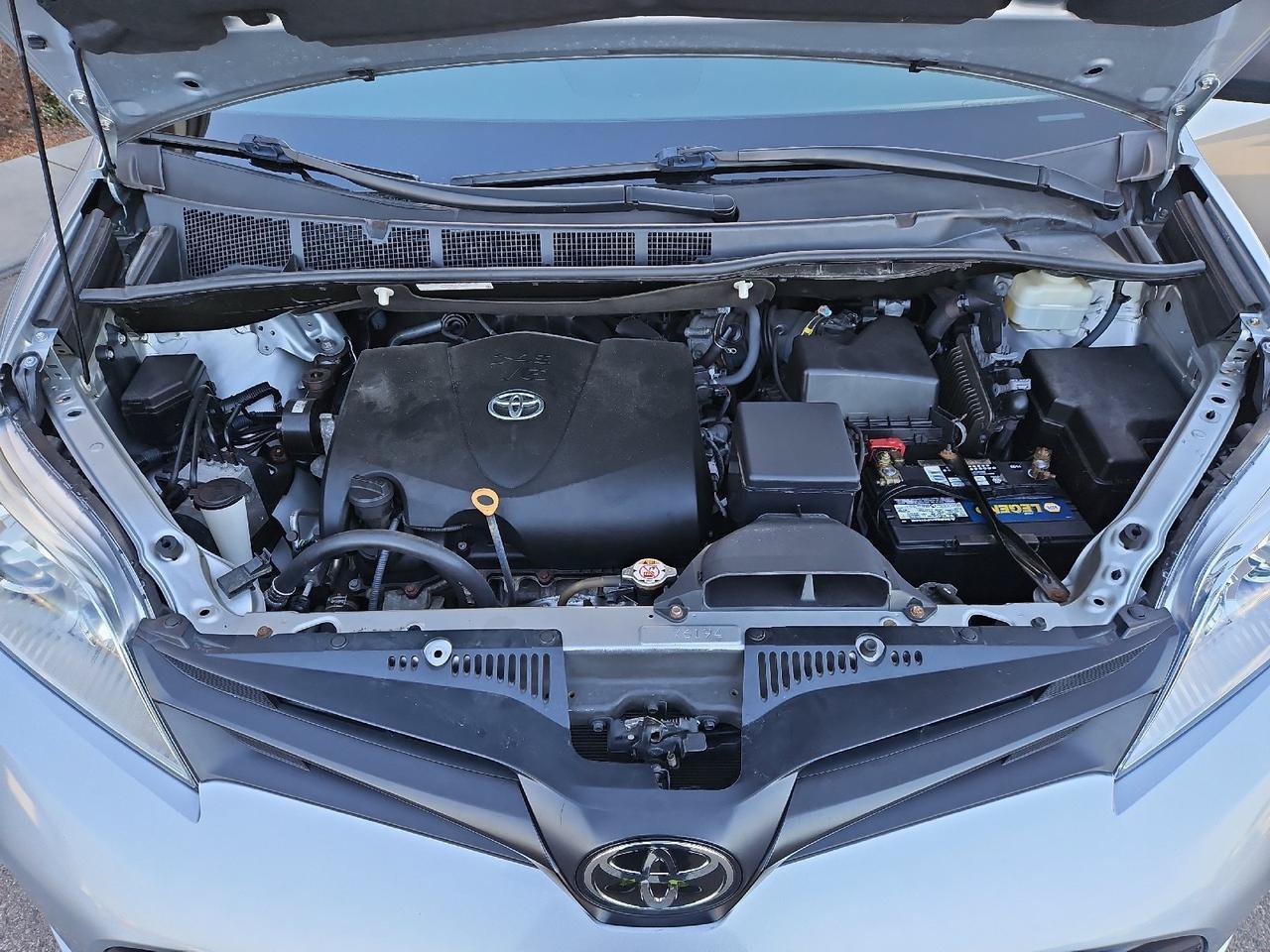 Used 2020 Toyota Sienna L FWD image 25