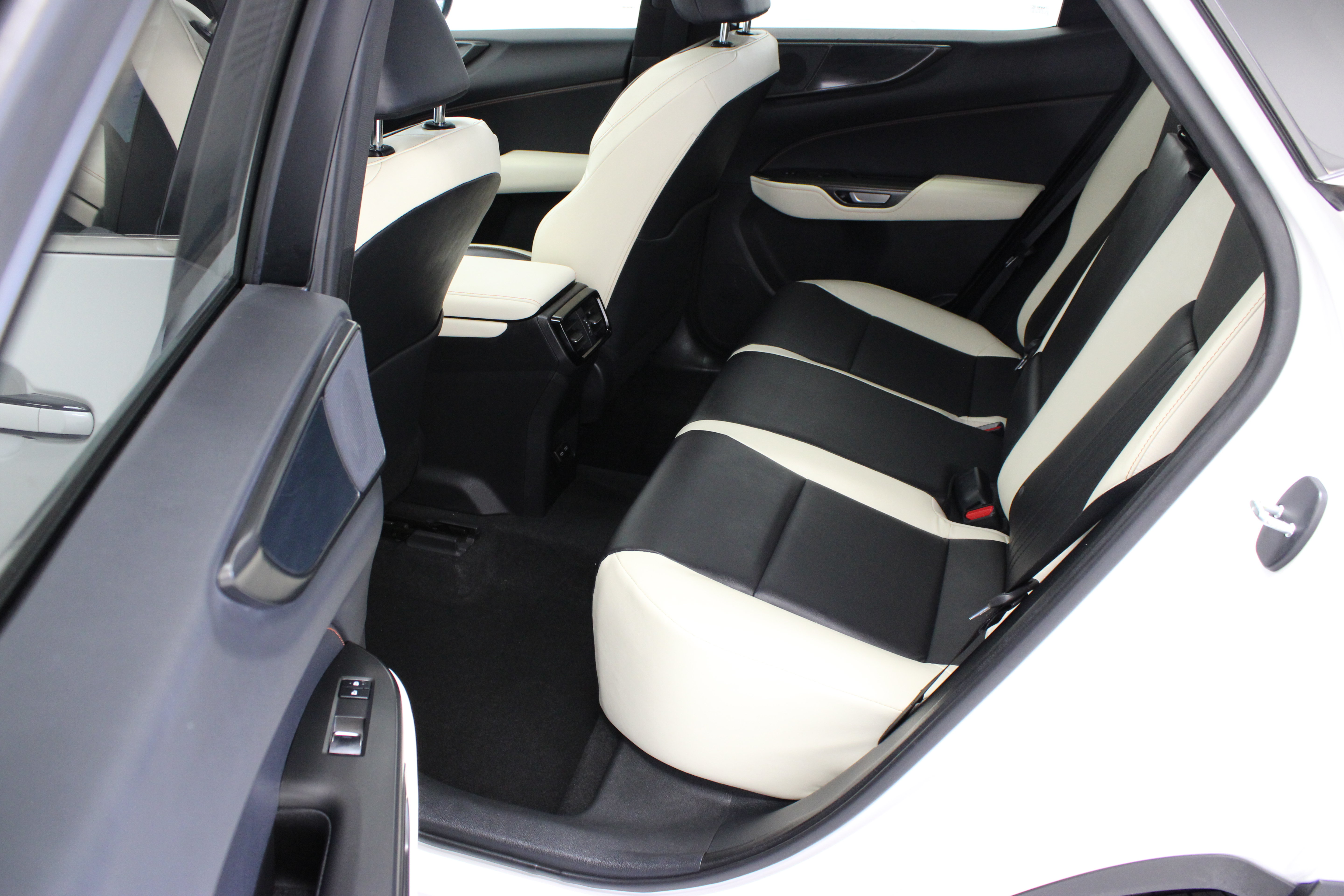 Used 2022 Lexus NX 350 AWD w/ Accessory Package 2 image 29
