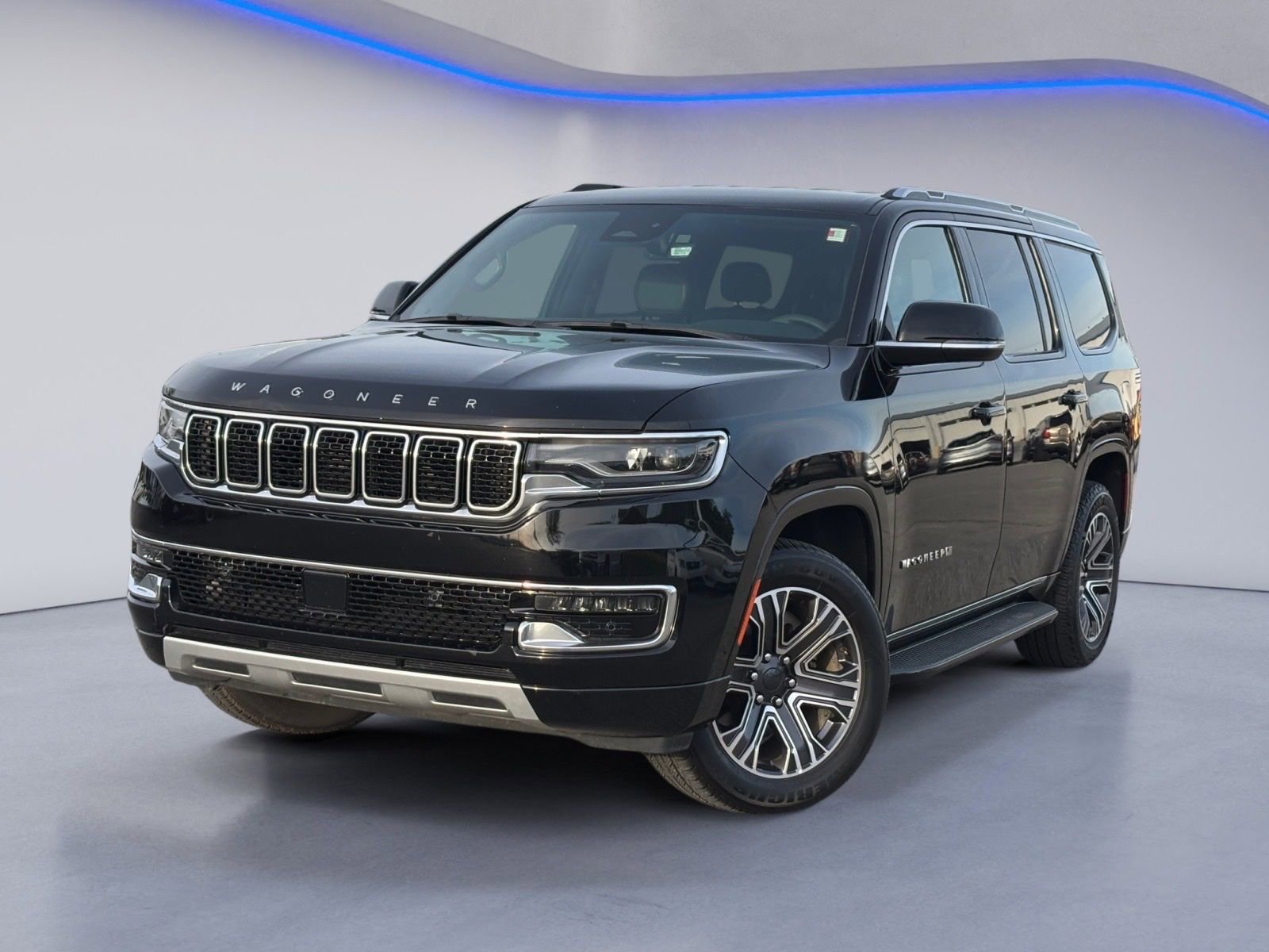 Used 2024 Jeep Wagoneer Series II w/ Flexible Seating Group RWD image 2