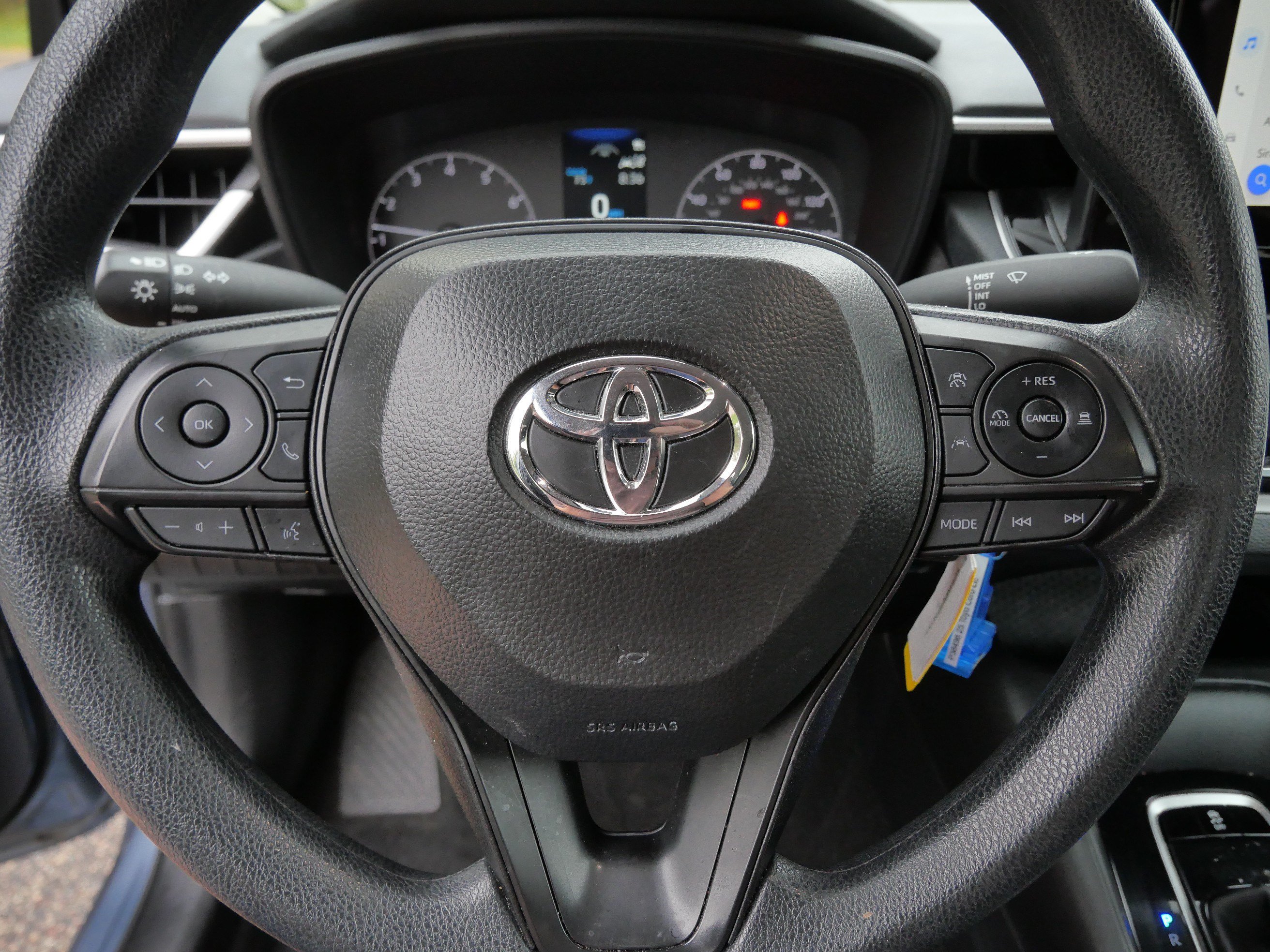 Certified 2025 Toyota Corolla LE FWD image 26