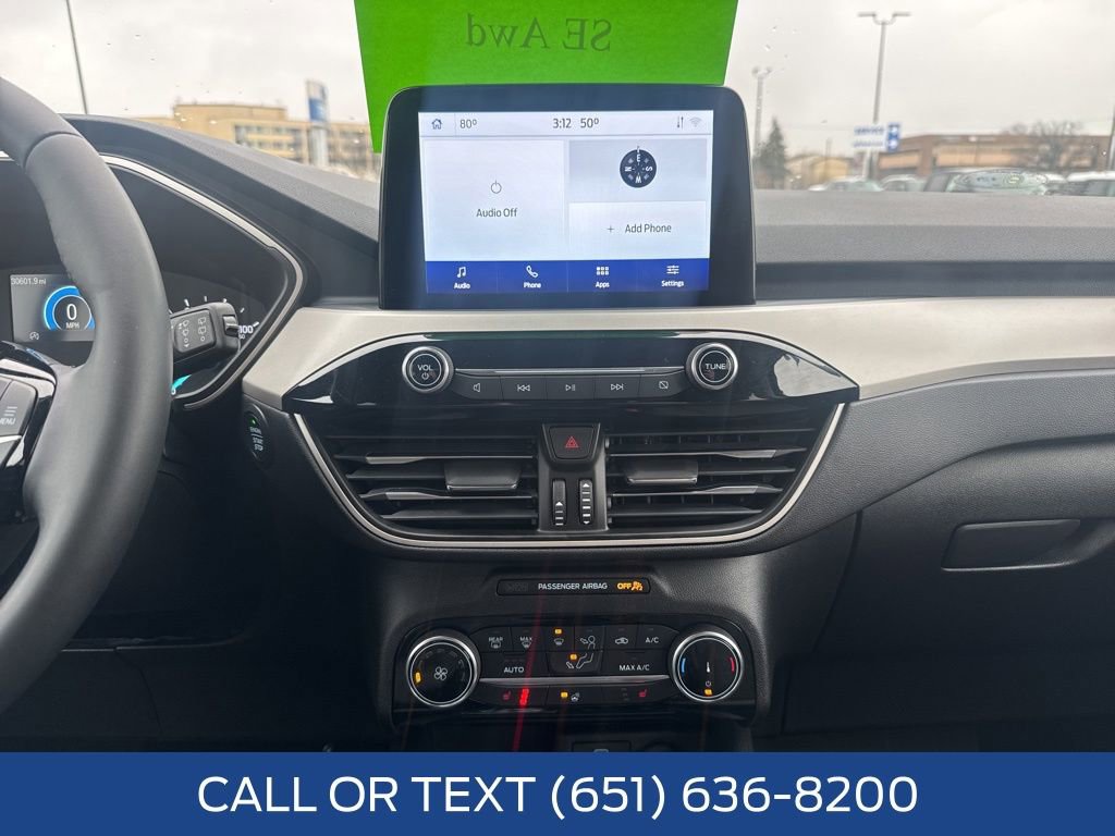 Used 2022 Ford Escape SE w/ Cold Weather Package image 15