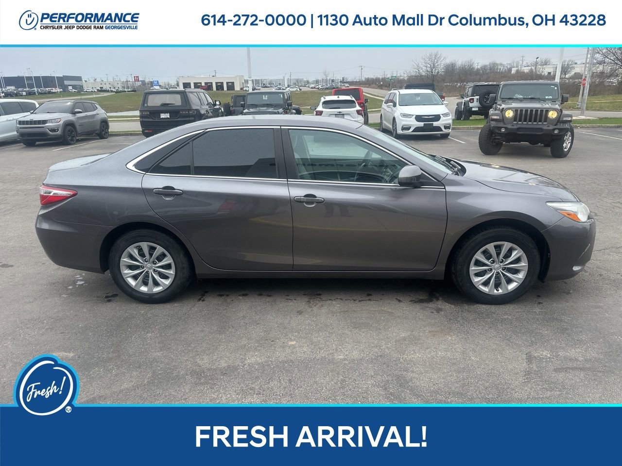 Used 2016 Toyota Camry LE image 3
