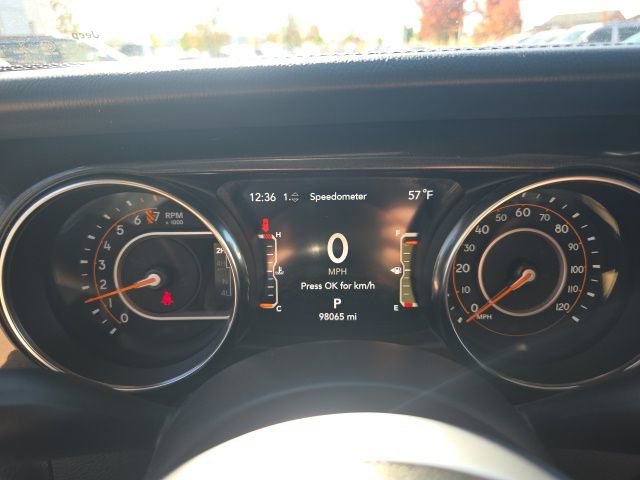 Used 2022 Jeep Wrangler Unlimited Sahara image 17