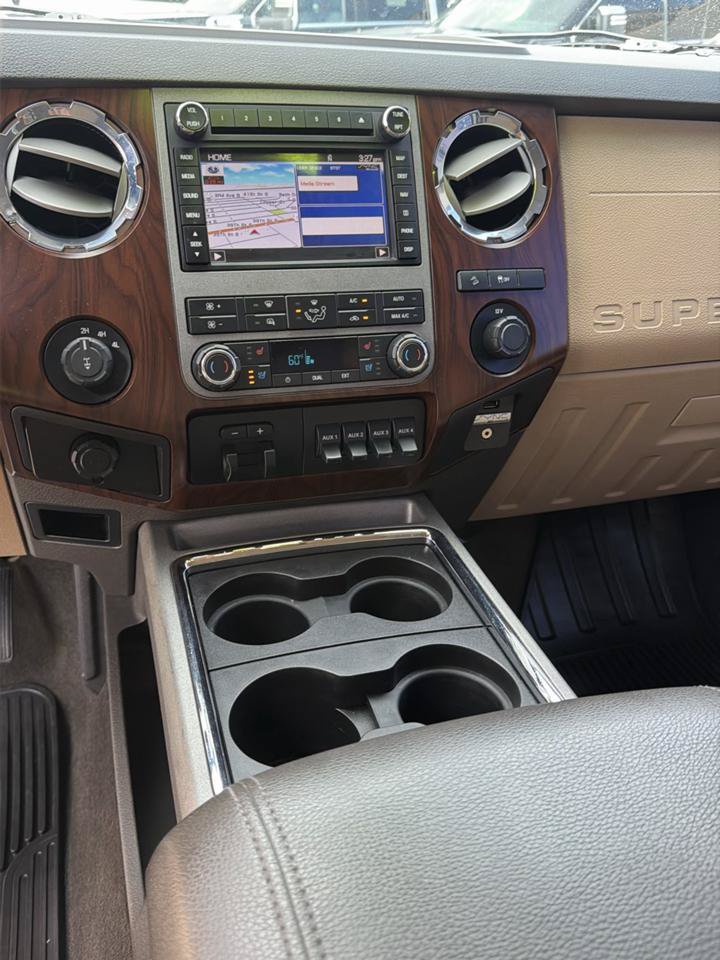 Used 2011 Ford F250 Lariat w/ Lariat Ultimate Pkg AWD/4WD image 8